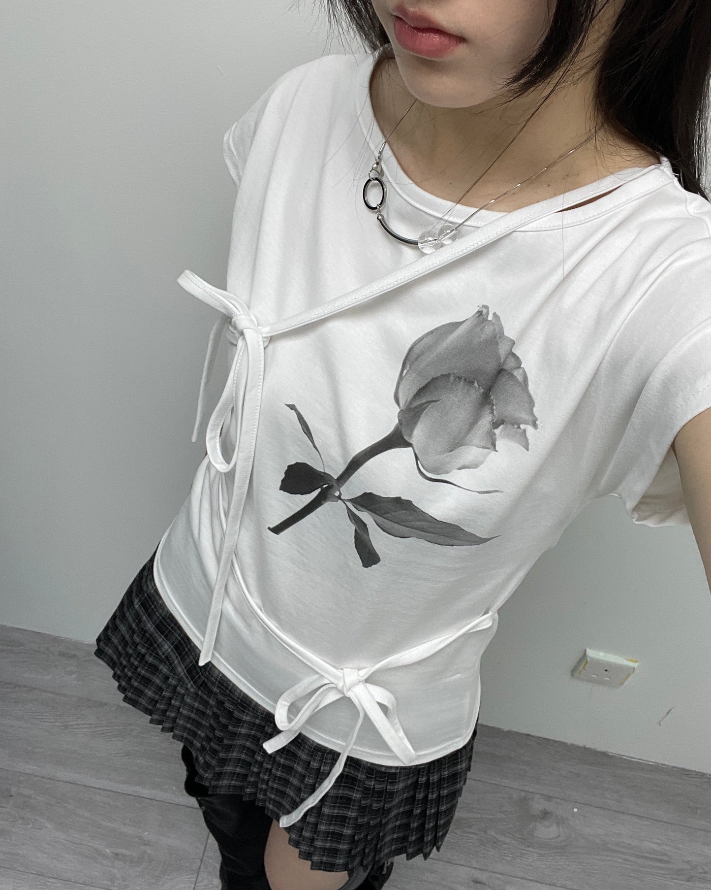 玫瑰花綁帶短袖
