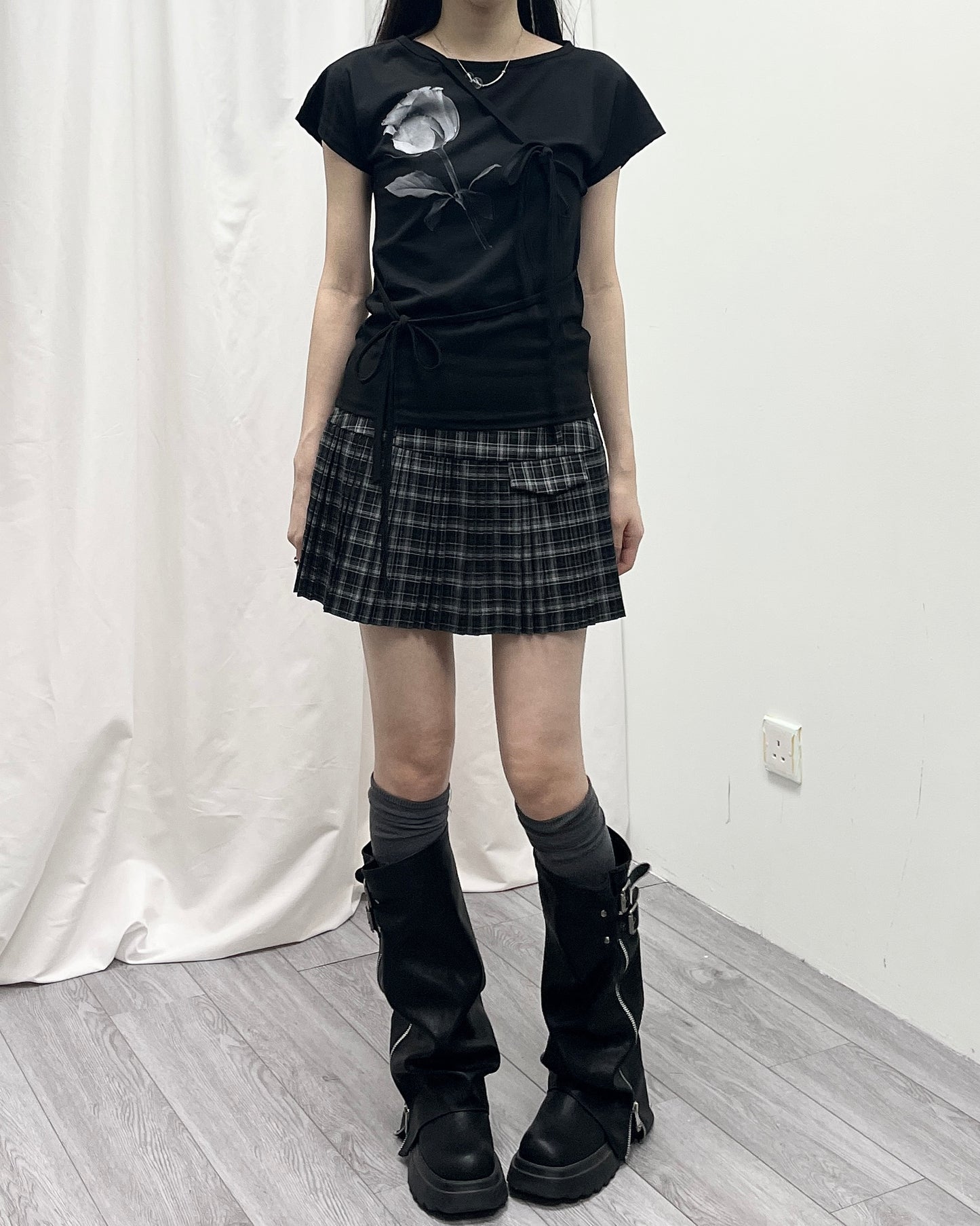 玫瑰花綁帶短袖