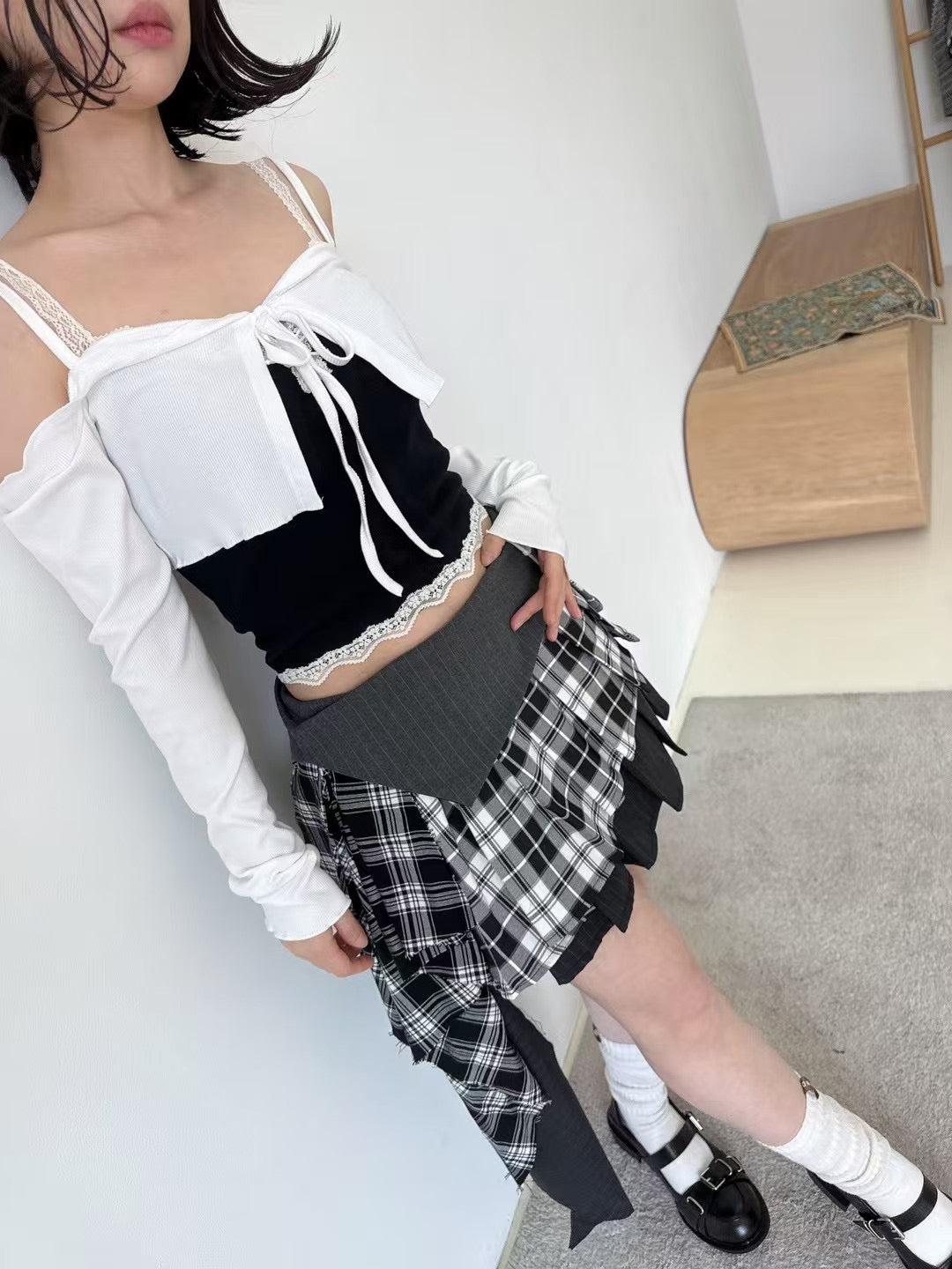 格紋拼接不規則剪裁百褶裙