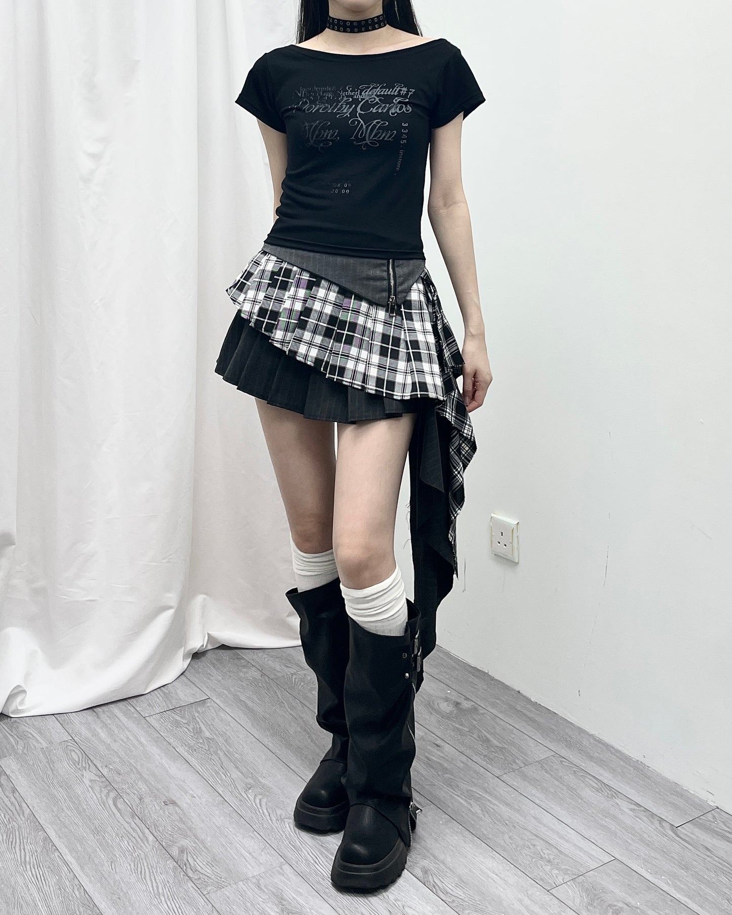 格紋拼接不規則剪裁百褶裙