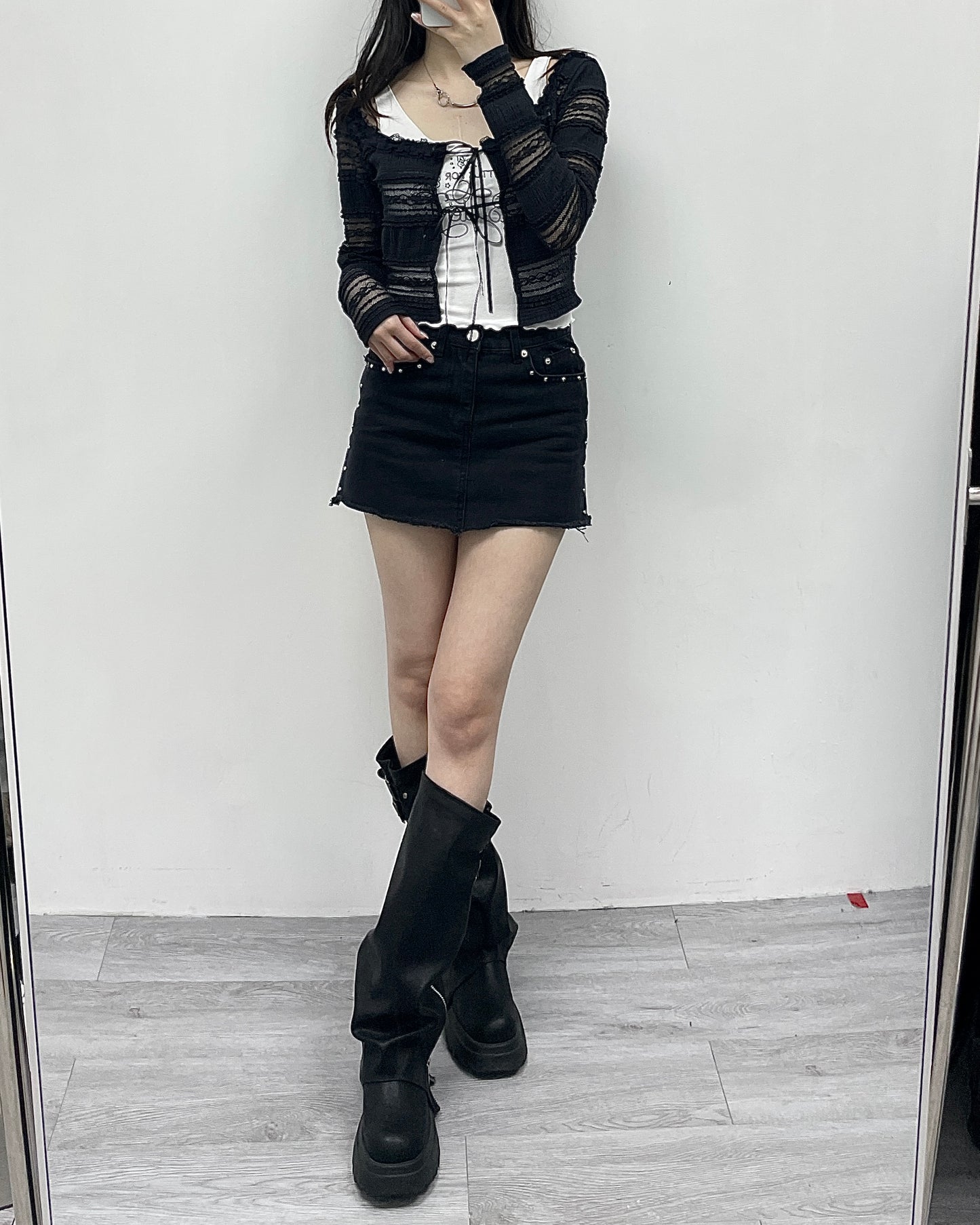 鉚釘牛仔短裙